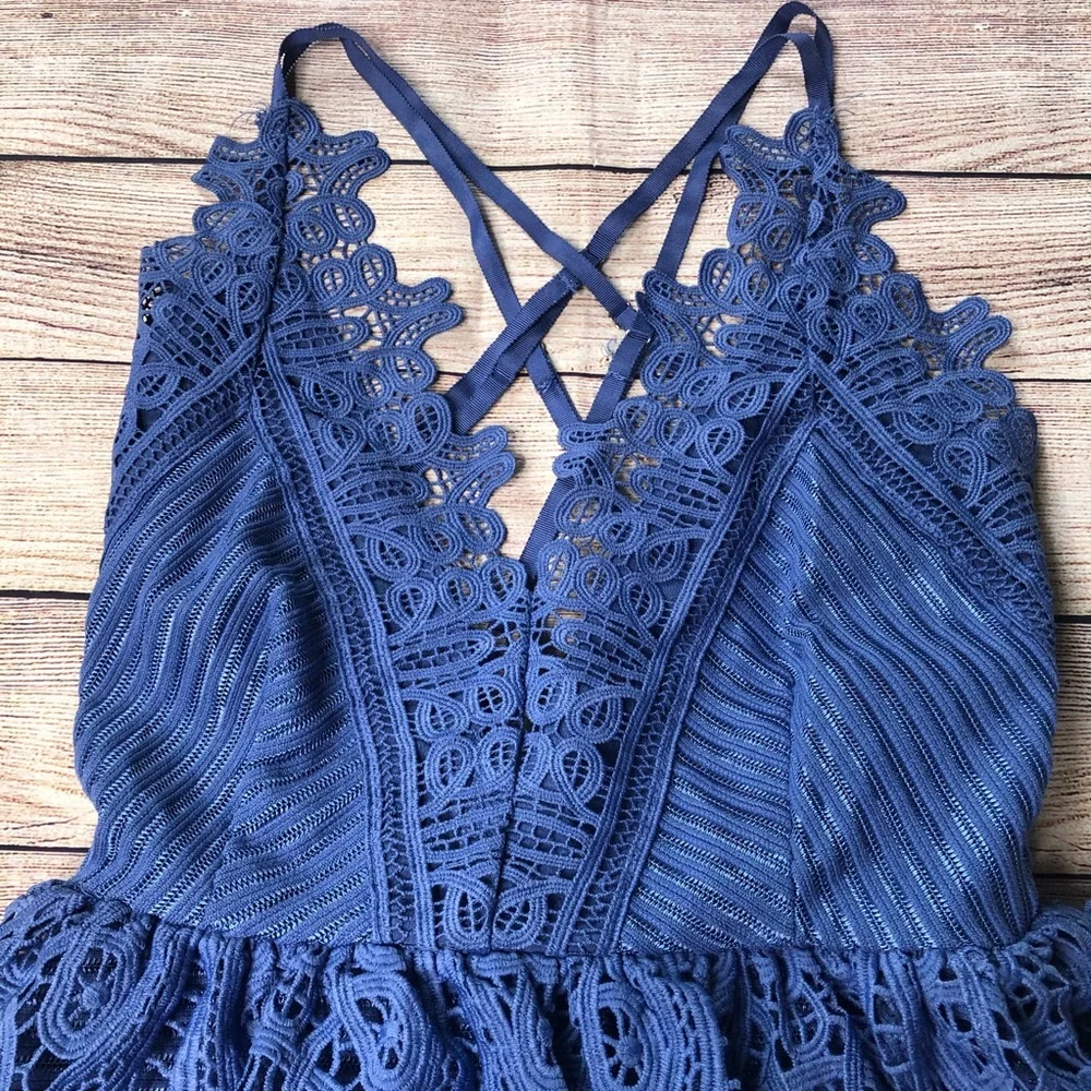 L’atiste crochet lace trimmed ribbed peplum dress strap back small - Picture 6 of 9
